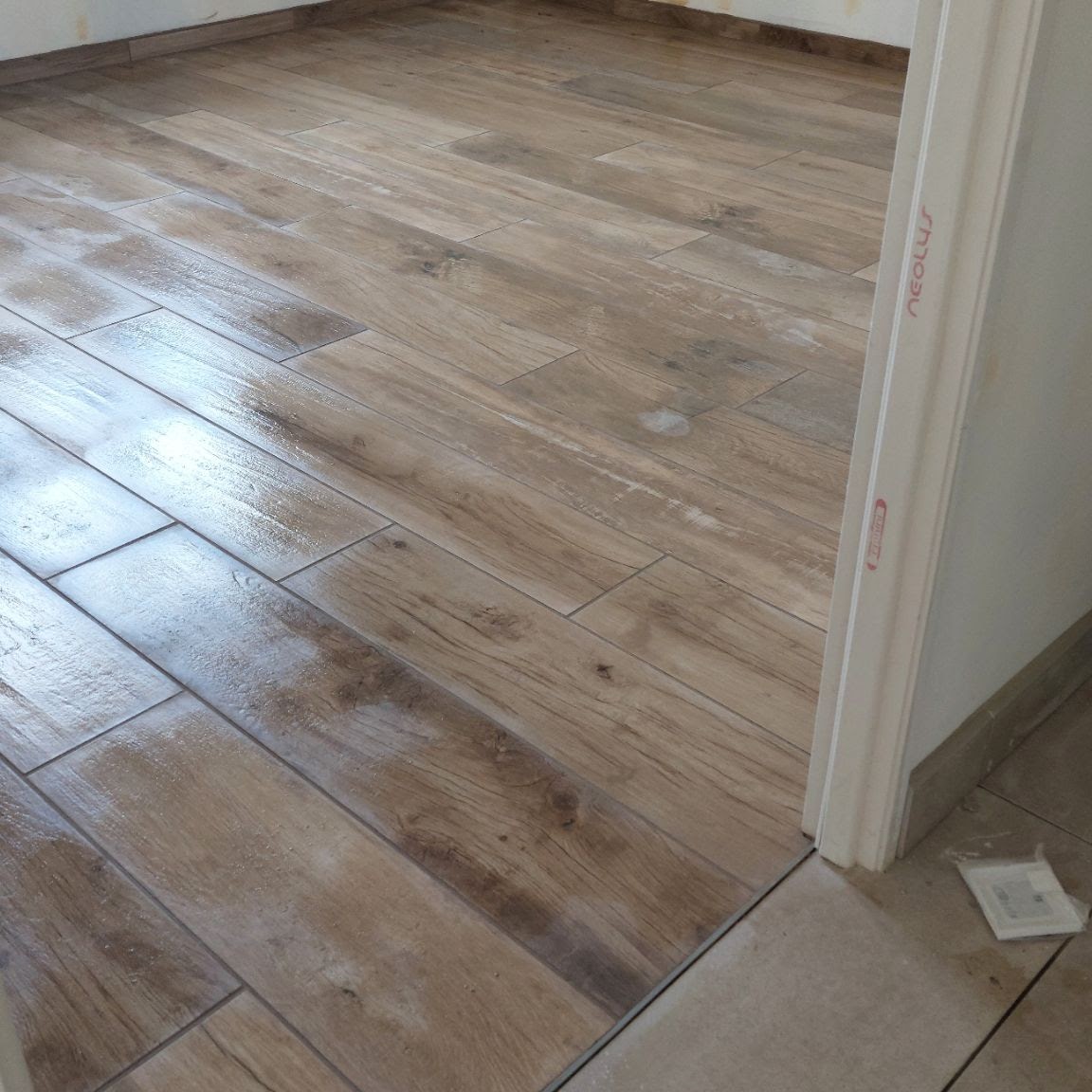 Carrelage imitation bois 2