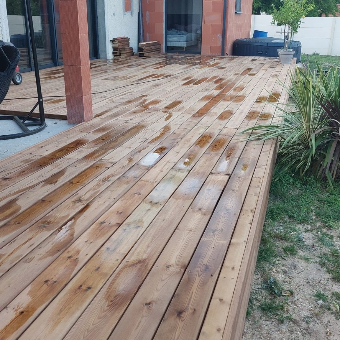 Terrasse en pin US – réalisation MGM